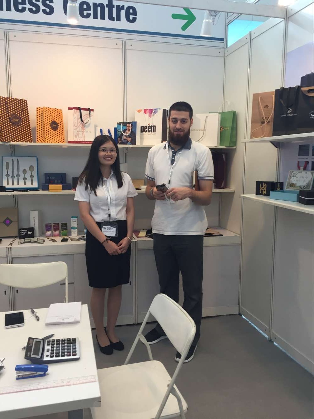 首飾精裝盒廠(chǎng)