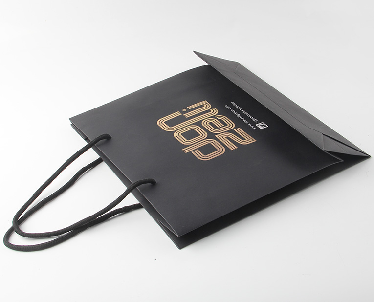 香水紙袋訂做有比駿業(yè)包裝好的？