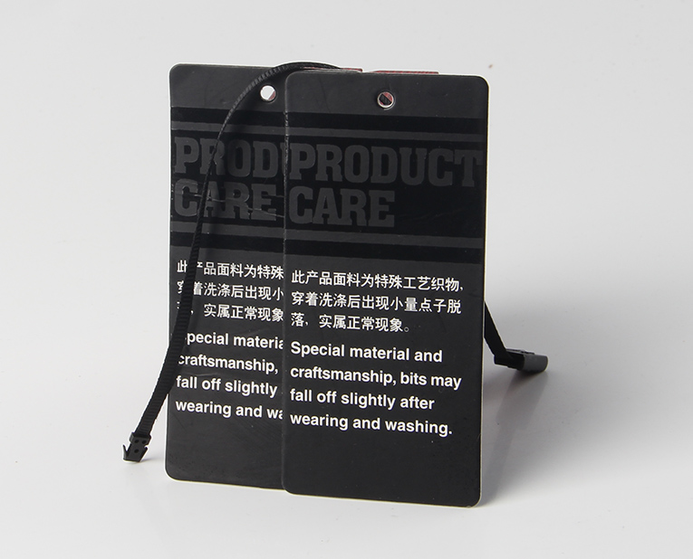 鞋子吊牌也能借助"逃跑"機(jī)器人熱度？