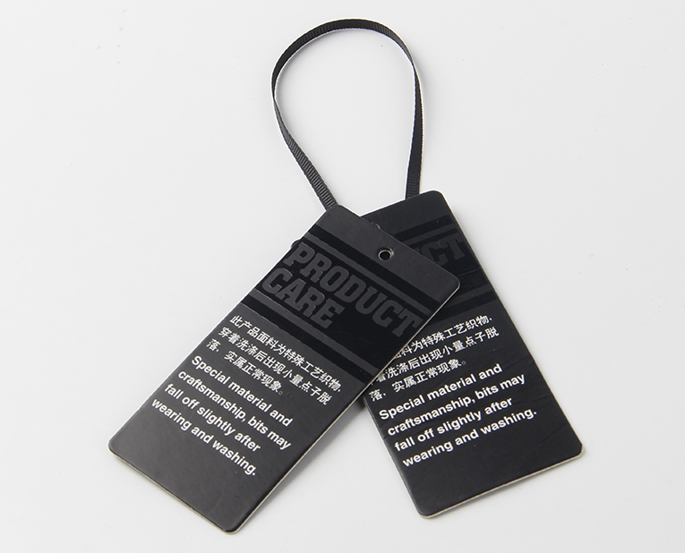 鞋子吊牌也能借助"逃跑"機(jī)器人熱度？