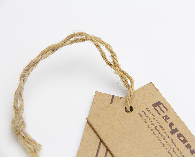 廣東吊牌標簽制造商是怎么專業(yè)處理橡皮布的繃緊度的？