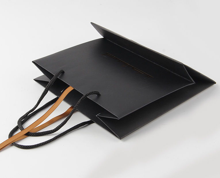 油墨顆粒的適度量和大小會影響手表禮品袋的制造商的紙袋 油墨顆粒的適度量和大小會影響手表禮品袋的制造商的紙袋