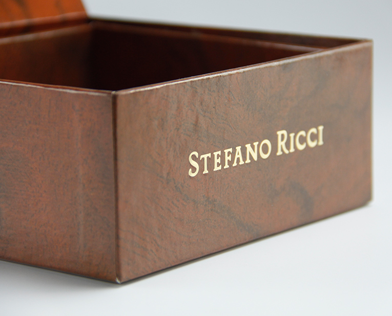 擔(dān)心定制的手環(huán)盒不能如期，被色帶不齊拖累？廠家需要這樣做！