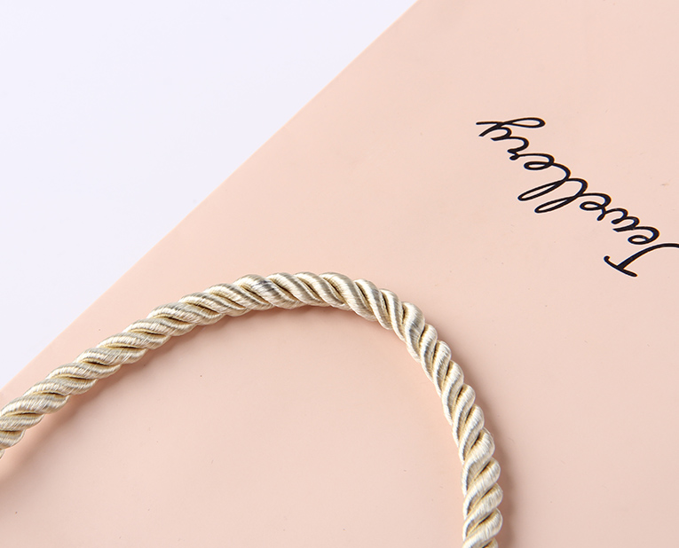 化妝品紙袋覆膜脫落？因為工廠忘記了這兩點