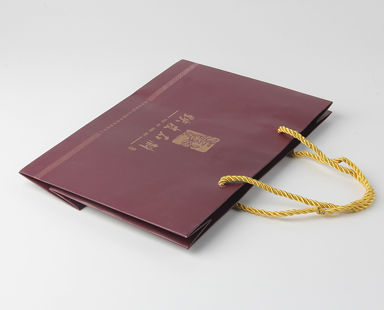 制作保健品包裝袋的廠家小師傅，苦惱解決金銀油墨的制板