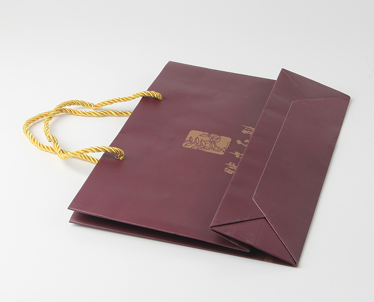 制作保健品包裝袋的廠家小師傅，苦惱解決金銀油墨的制板