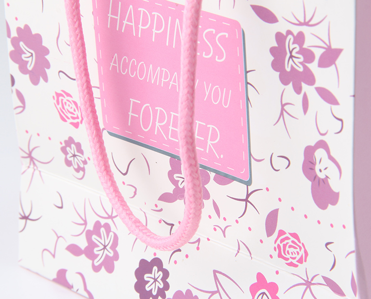 專業(yè)的高檔和雜亂的高檔決定紙袋訂做的成本，別問為什么