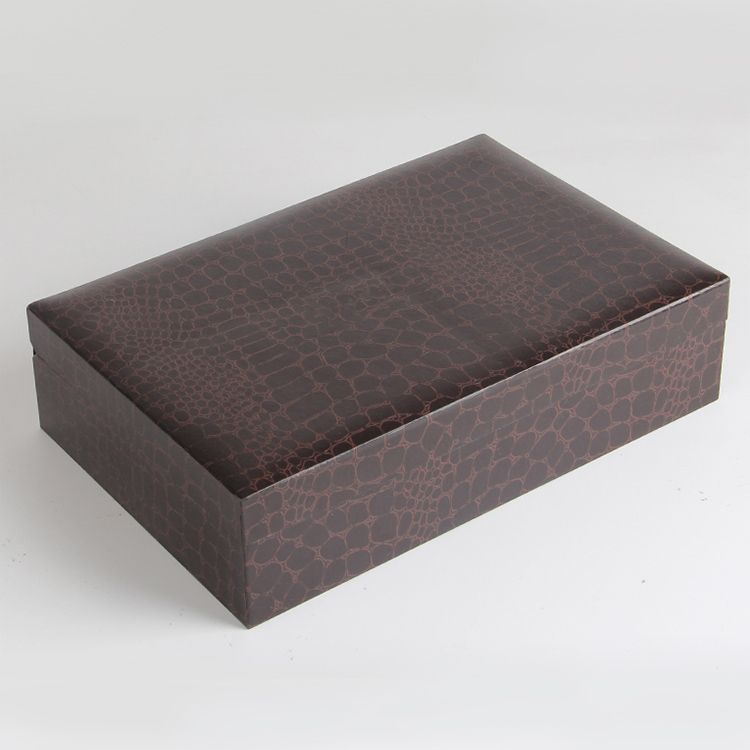 實(shí)地考察你以為是看啥？想不被坑，得看手表精裝盒生產(chǎn)廠家門(mén)道