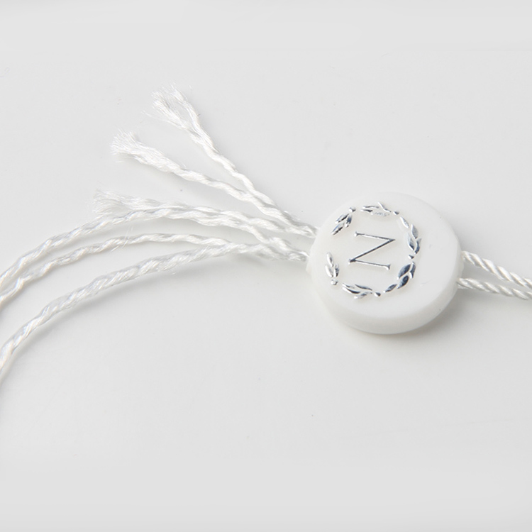 養(yǎng)肥了再吃，牛仔褲吊牌工廠一本正經(jīng)地講問題