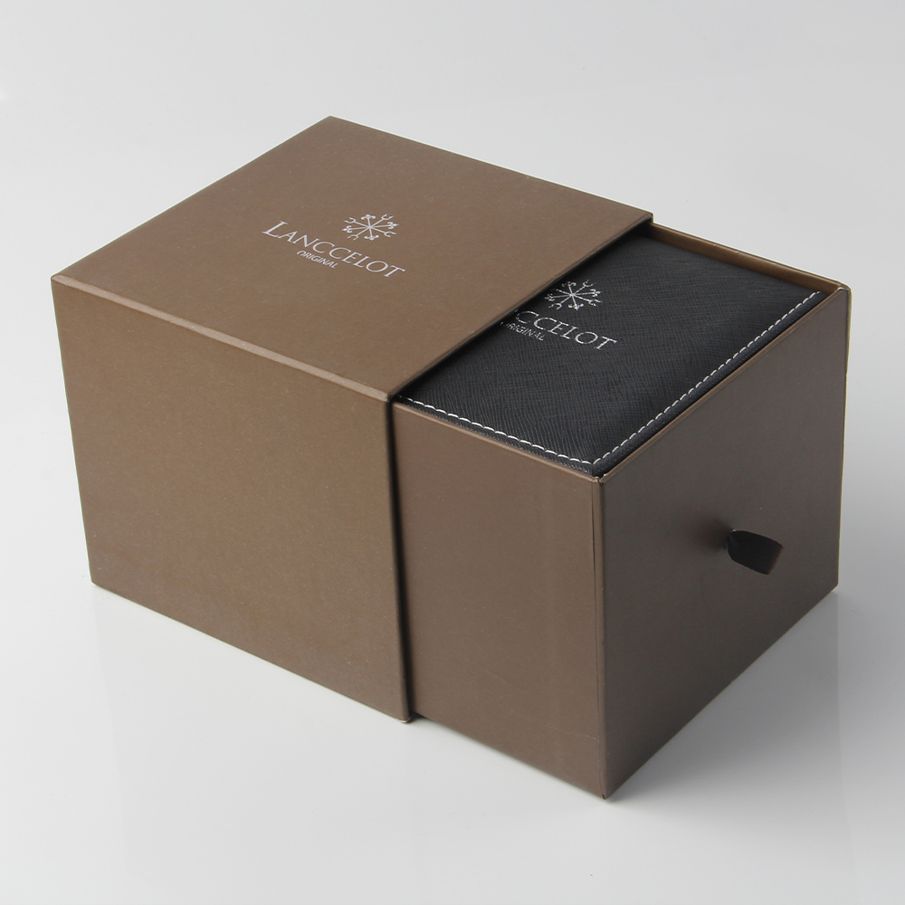 失敗的會(huì)讓項(xiàng)鏈精裝盒廠(chǎng)更加強(qiáng)大，做到更加好