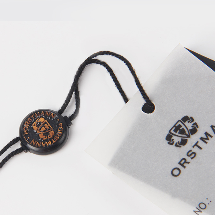 皮具商家不應(yīng)該舍棄一大片量，去忽略這些吊牌制造