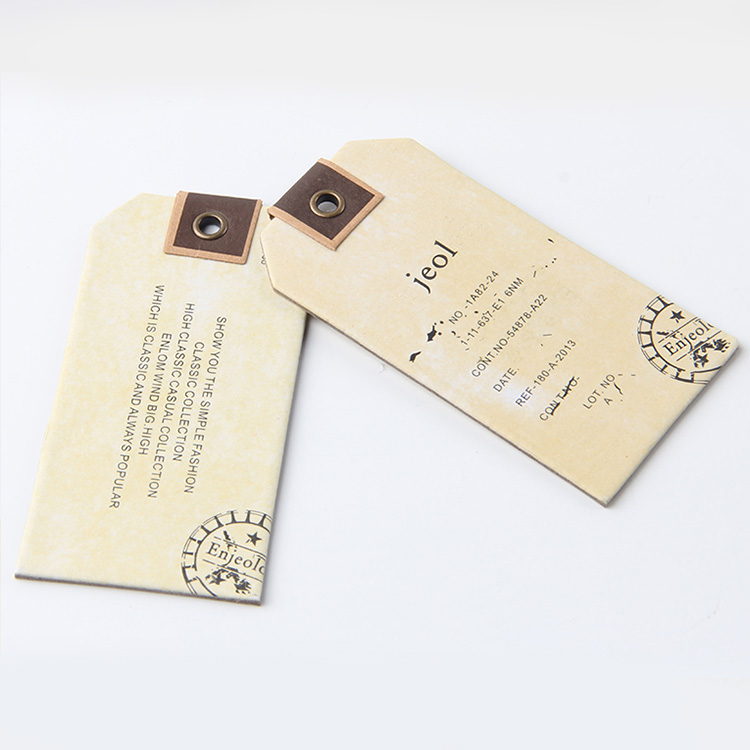 超越的自我，牛仔褲到了改變吊牌訂制材料的岔路