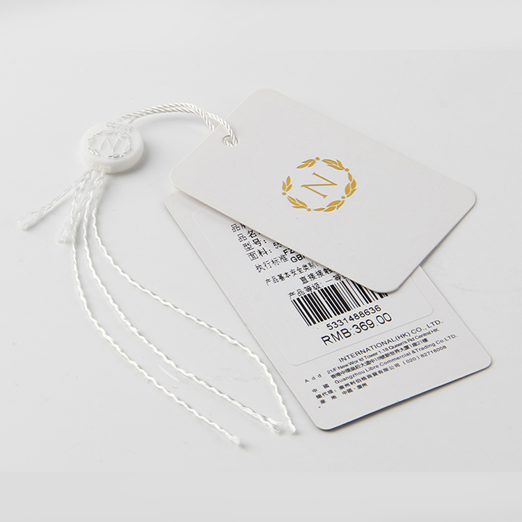 多個襯衫紙牌工廠不知如何挑選？只要做這1個動作就行了