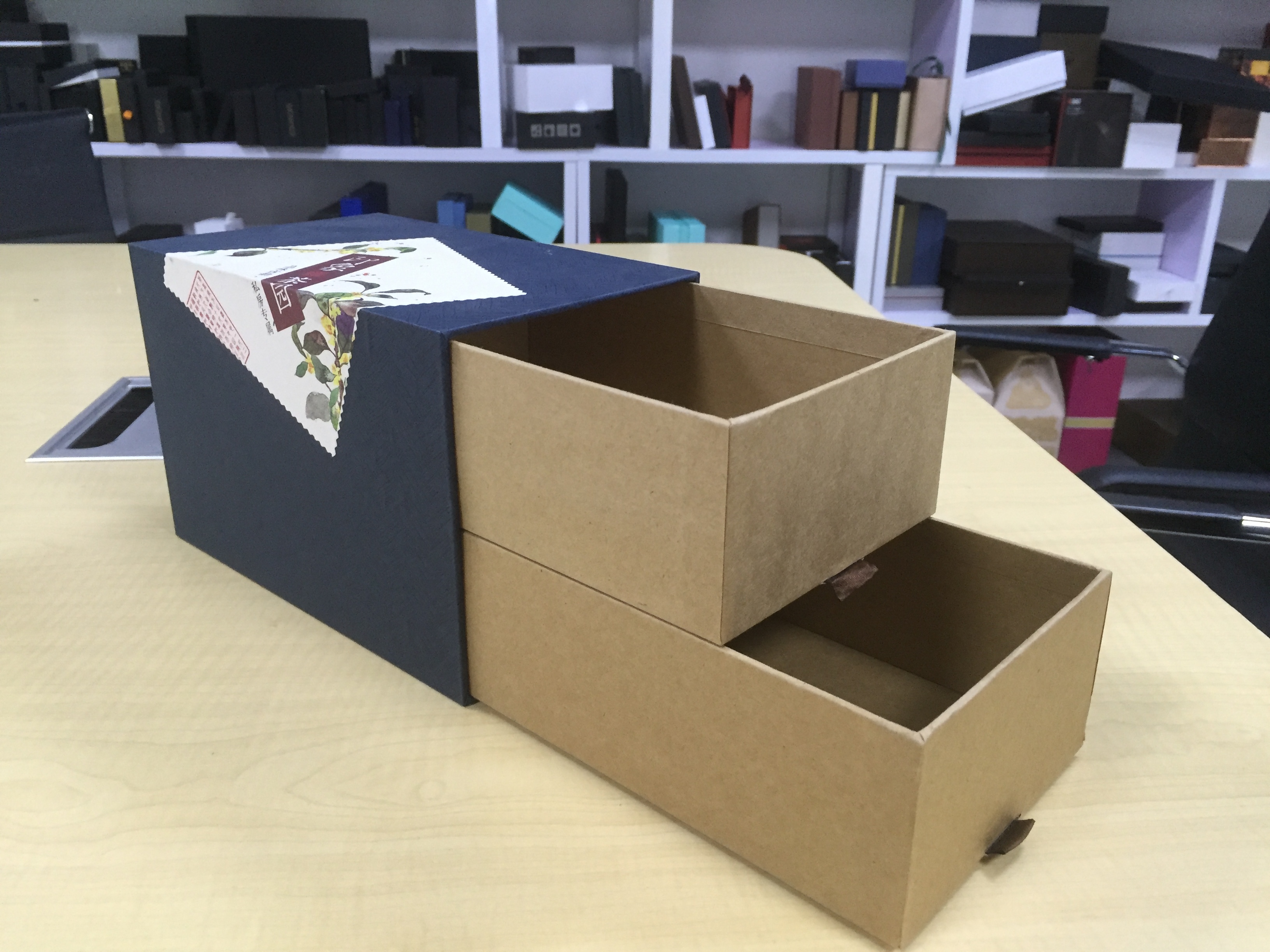 有保健品商家對禮品盒工廠的天地蓋不服，只好祭出雙開抽屜盒