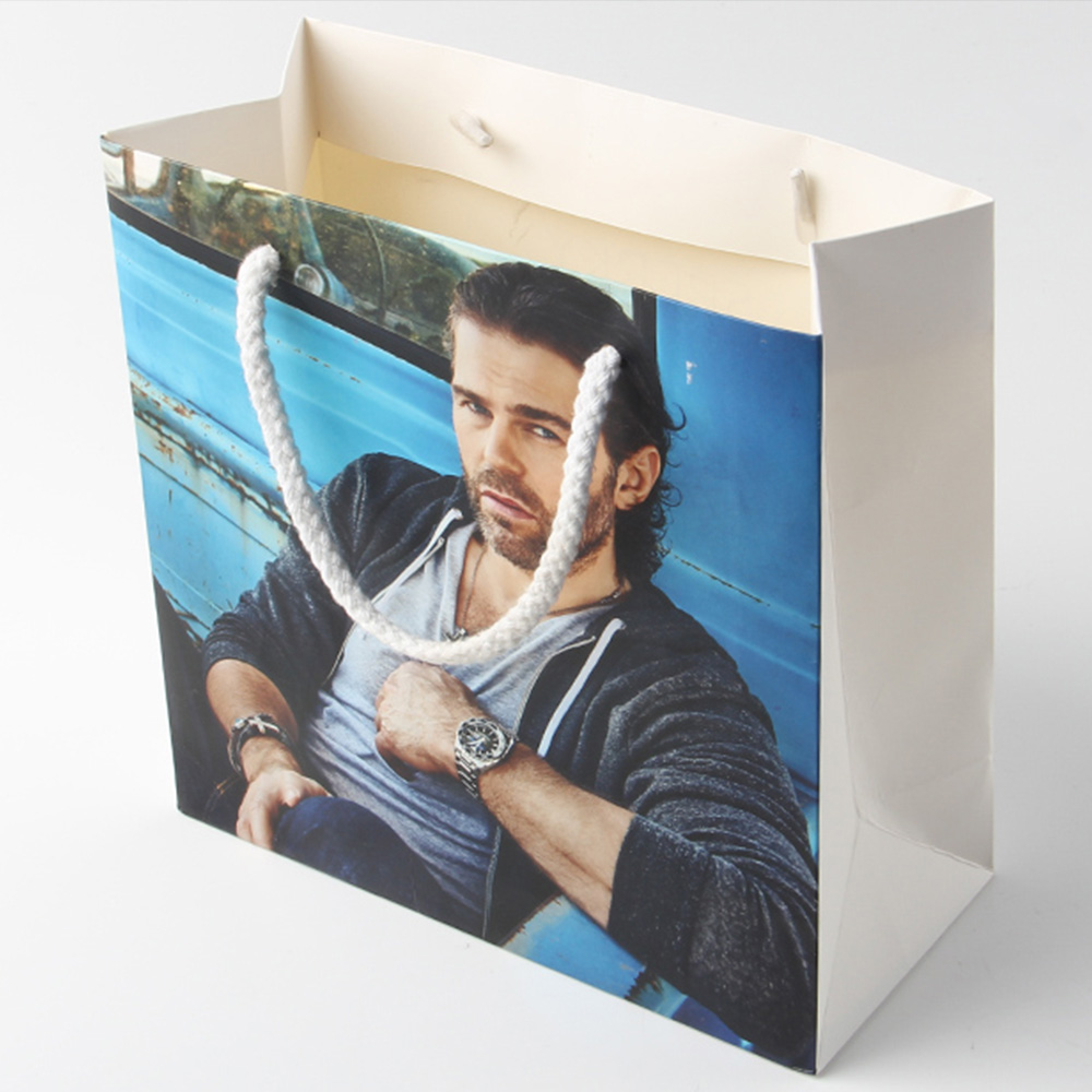 相機(jī)紙袋在定做的過程中，縈繞在雞眼身邊的兩個(gè)小知識(shí)