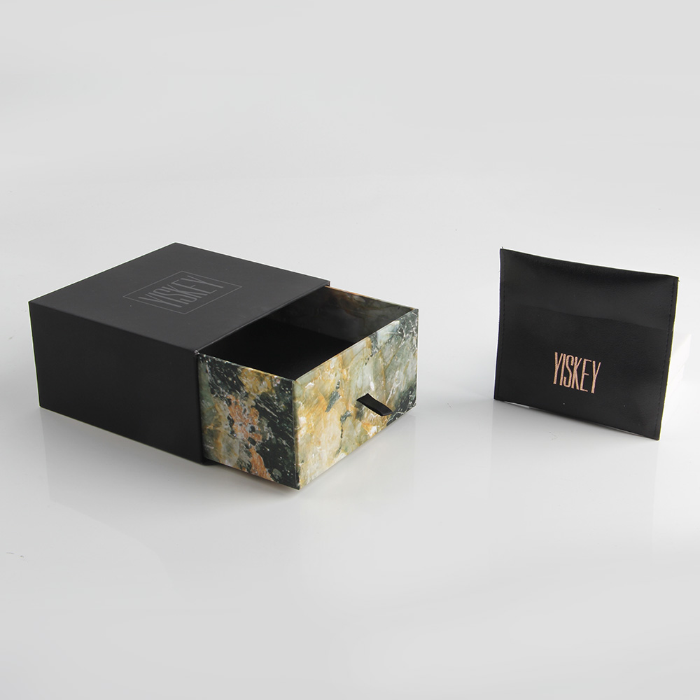 難得去到相機(jī)包裝盒廠家，記住看這3個細(xì)節(jié)