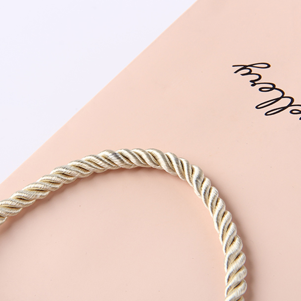 香水紙袋如果按照廠家的這2點(diǎn)設(shè)計(jì)建議，效果應(yīng)該也不錯(cuò)哦