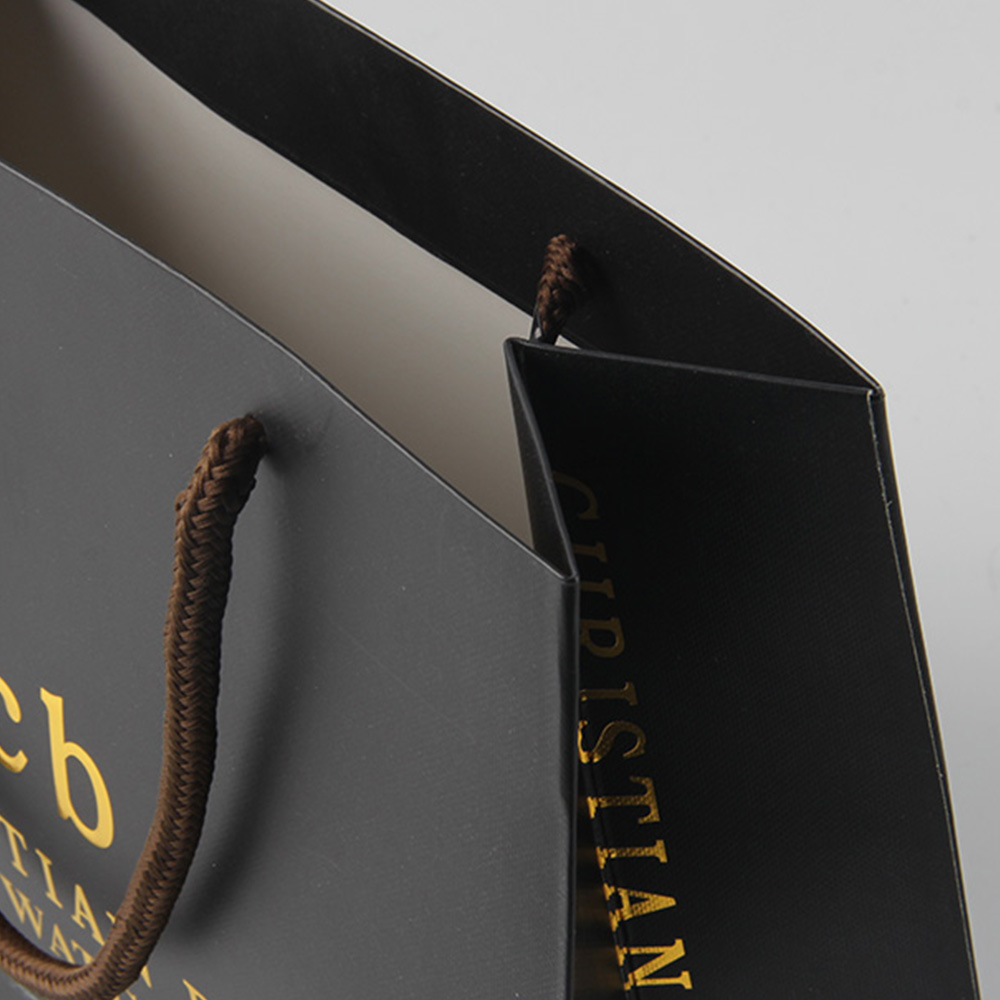 這個大膽的首飾禮品袋訂制想法，就等著這2個困難被解決了！