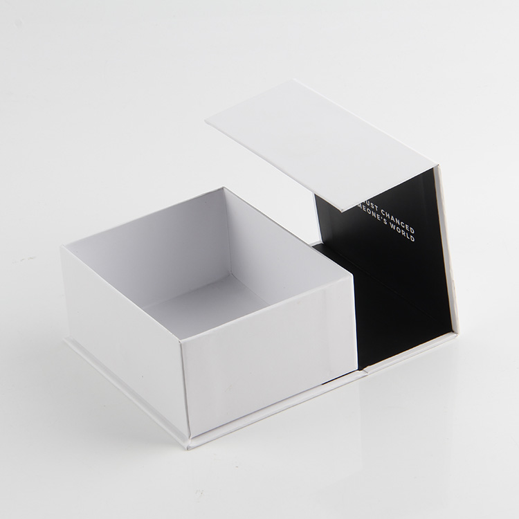 V槽工藝在戒指盒定做中所面臨的優(yōu)勢(shì)和問(wèn)題 V槽工藝在戒指盒定做中所面臨的優(yōu)勢(shì)和問(wèn)題