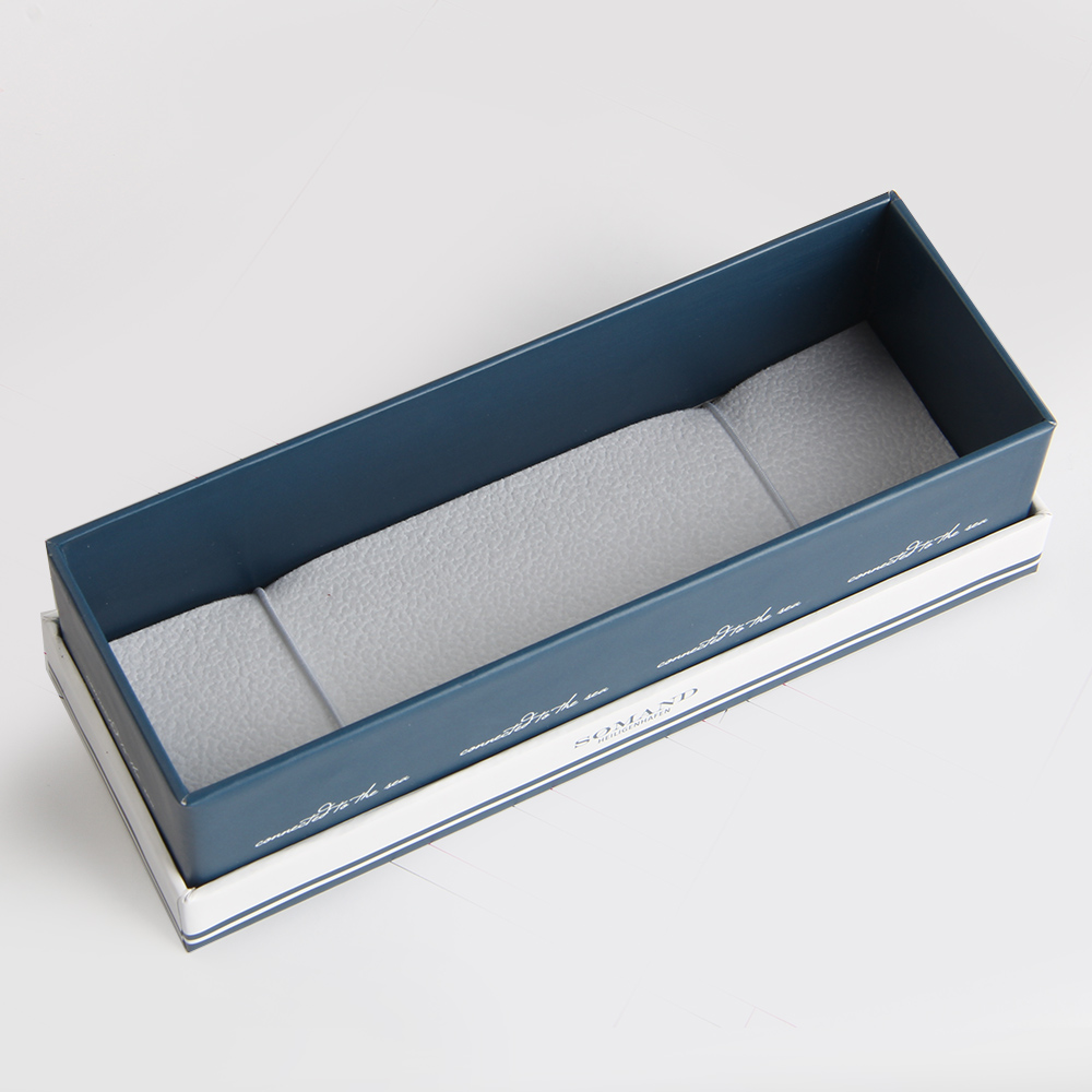 黑卡紙是目前手表紙袋制造商的最優(yōu)解之一 黑卡紙是目前手表紙袋制造商的最優(yōu)解之一