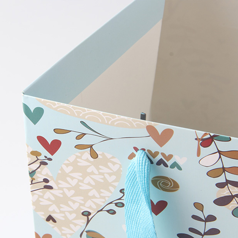 為什么說(shuō)超長(zhǎng)手提繩不適用化妝品禮品袋定制 為什么說(shuō)超長(zhǎng)手提繩不適用化妝品禮品袋定制