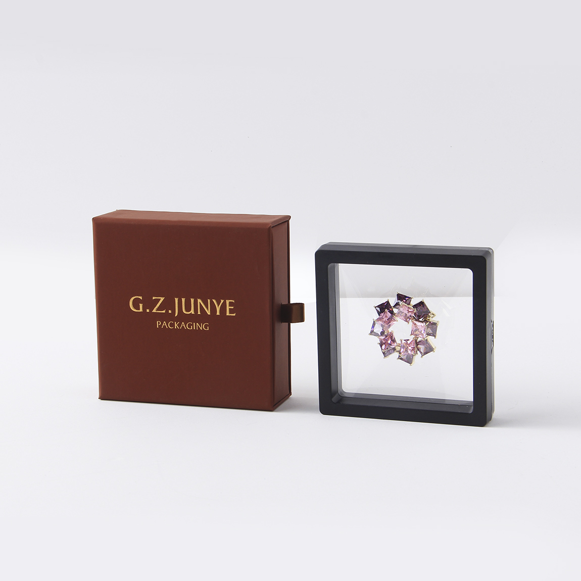 珠寶包裝盒內(nèi)托的價(jià)值與作用